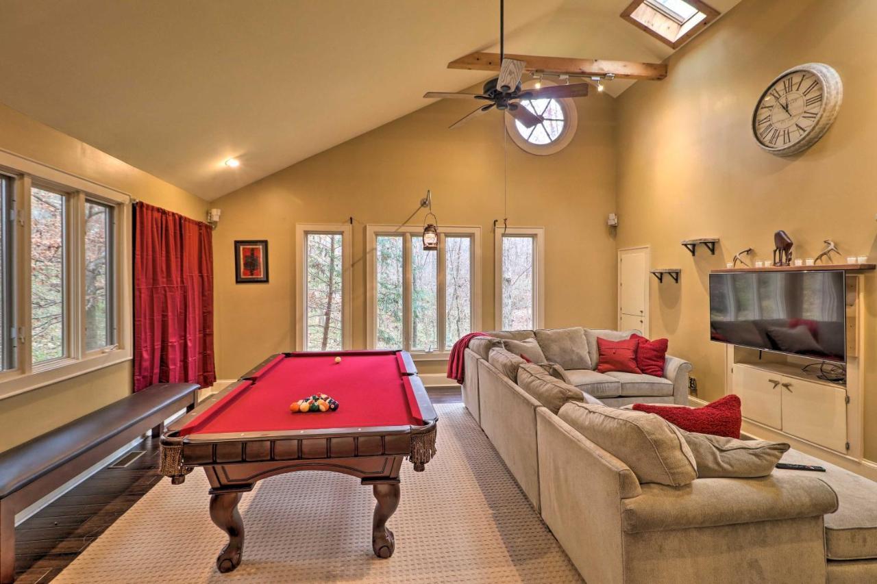 Cozy With Fireplace And Pool Table! Holiday home *